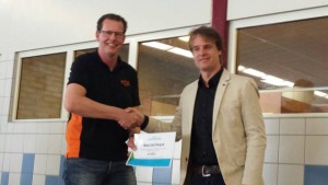 201504_uitreiking cheque